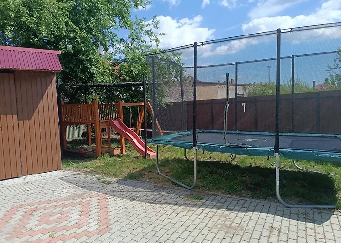 Szintia Relax 度假居 *